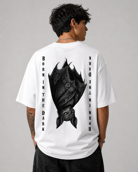 Born İn The Dark Yarasa Baskılı Oversize Tişört
